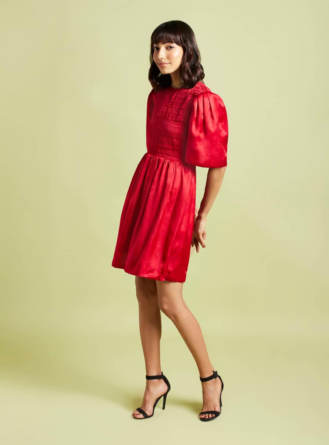 Inês Smocked Scarlet Red Mini Dress - QUERATED