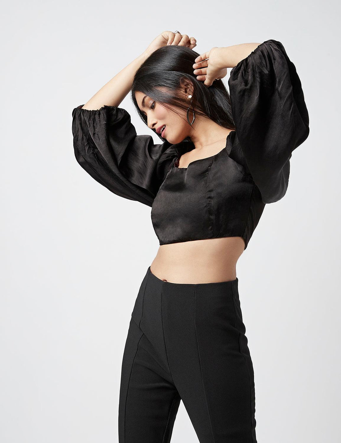 Hannah Black Blouson Sleeve Top